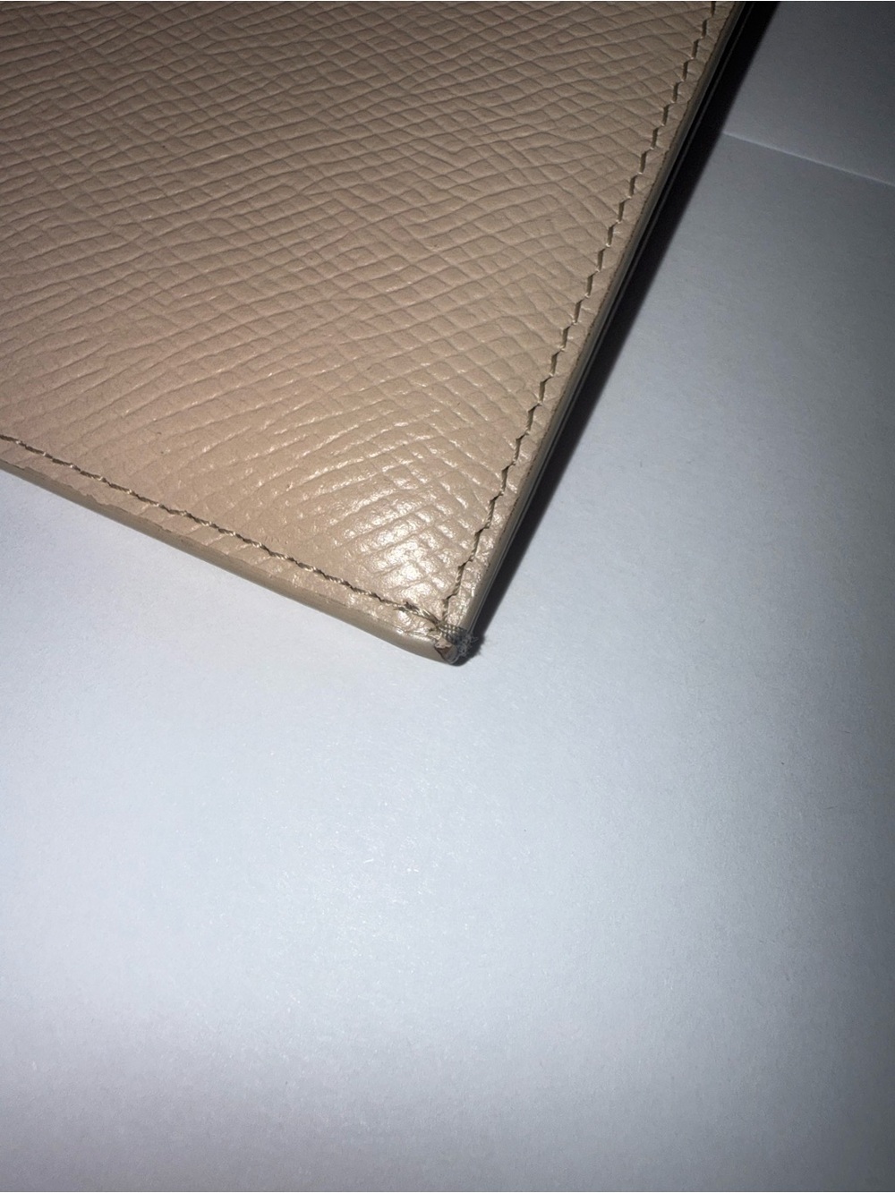 🔥 AUTHENTIC CÉLINE Grained Leather Large Strap Wallet | - Picture 7 of 16